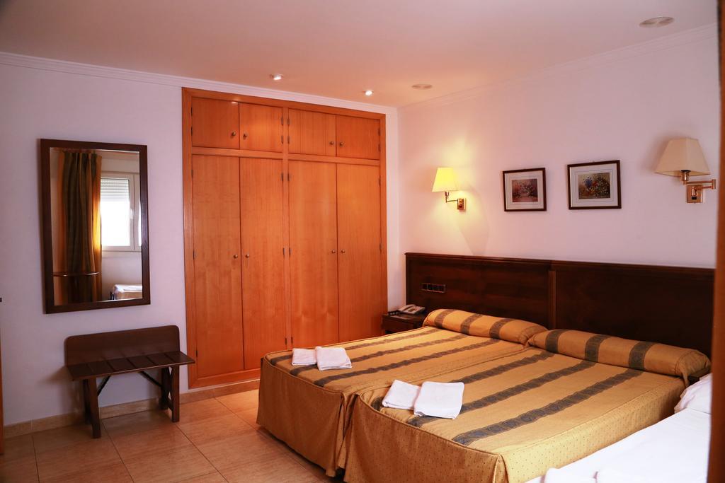 Hotel Tio Felipe Carboneras Exterior photo